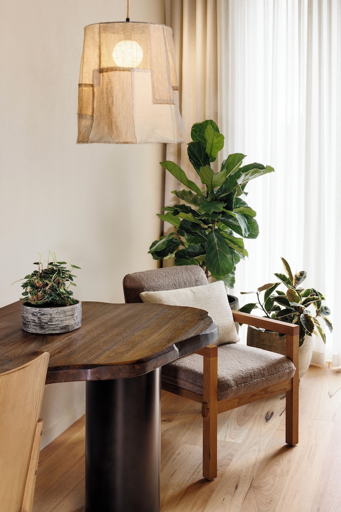 Parkhouse Suite photo 2