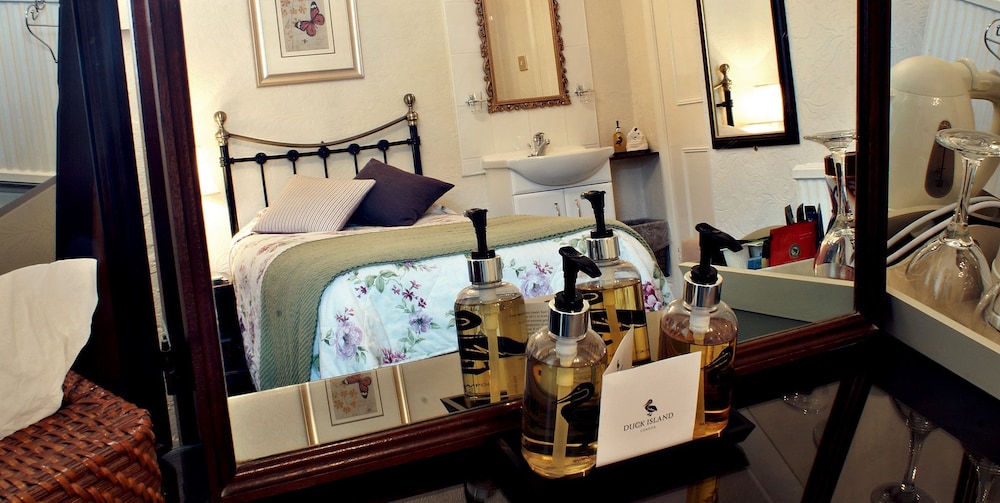 Twin Room, Ensuite