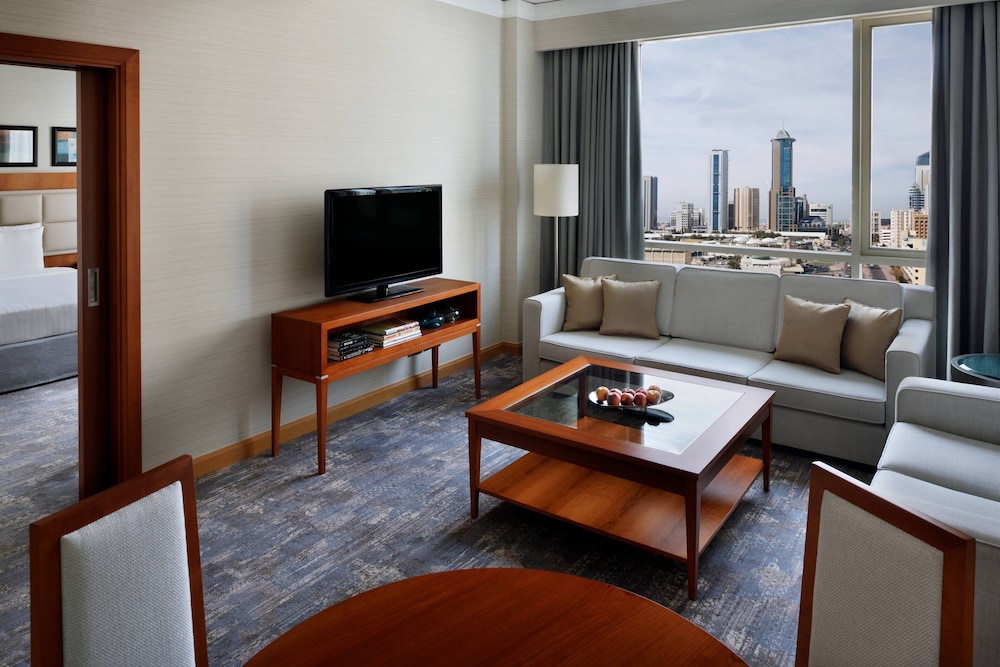 Suite, 2 Twin Beds, Smoking
