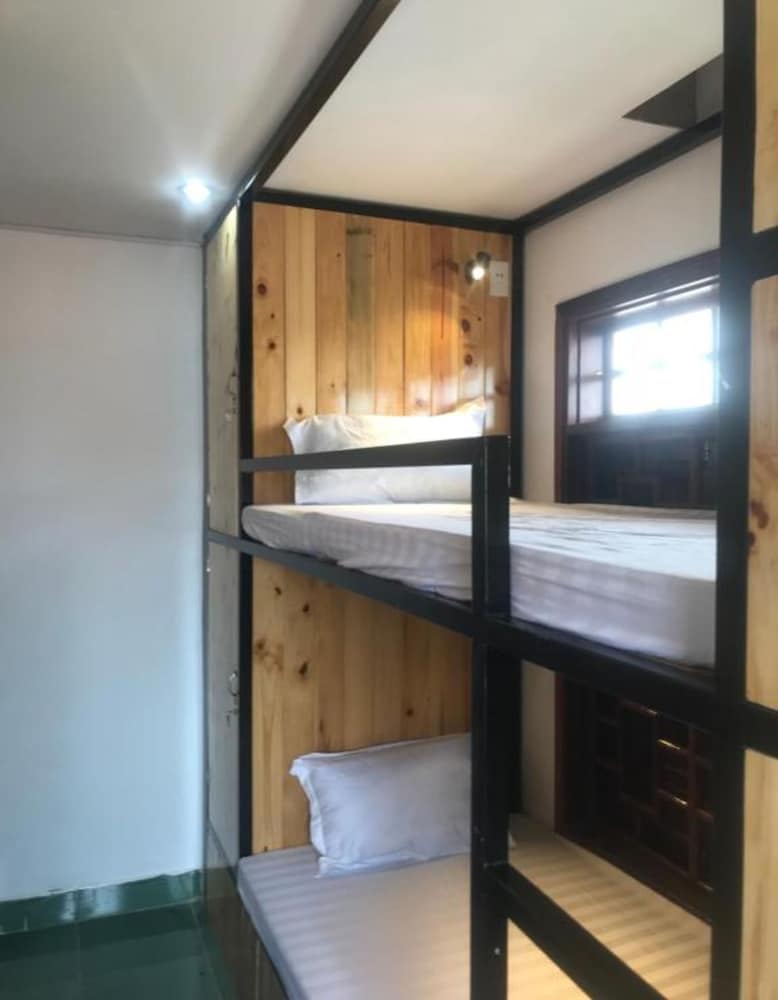1 Bed In 4 Bed Female Dormitory photo 3