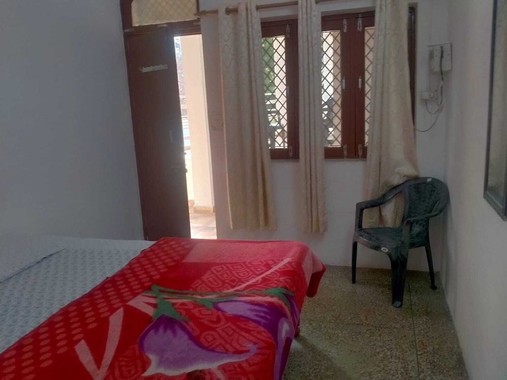 Basic Single Room