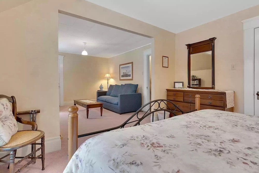 Harrison Suite photo 2