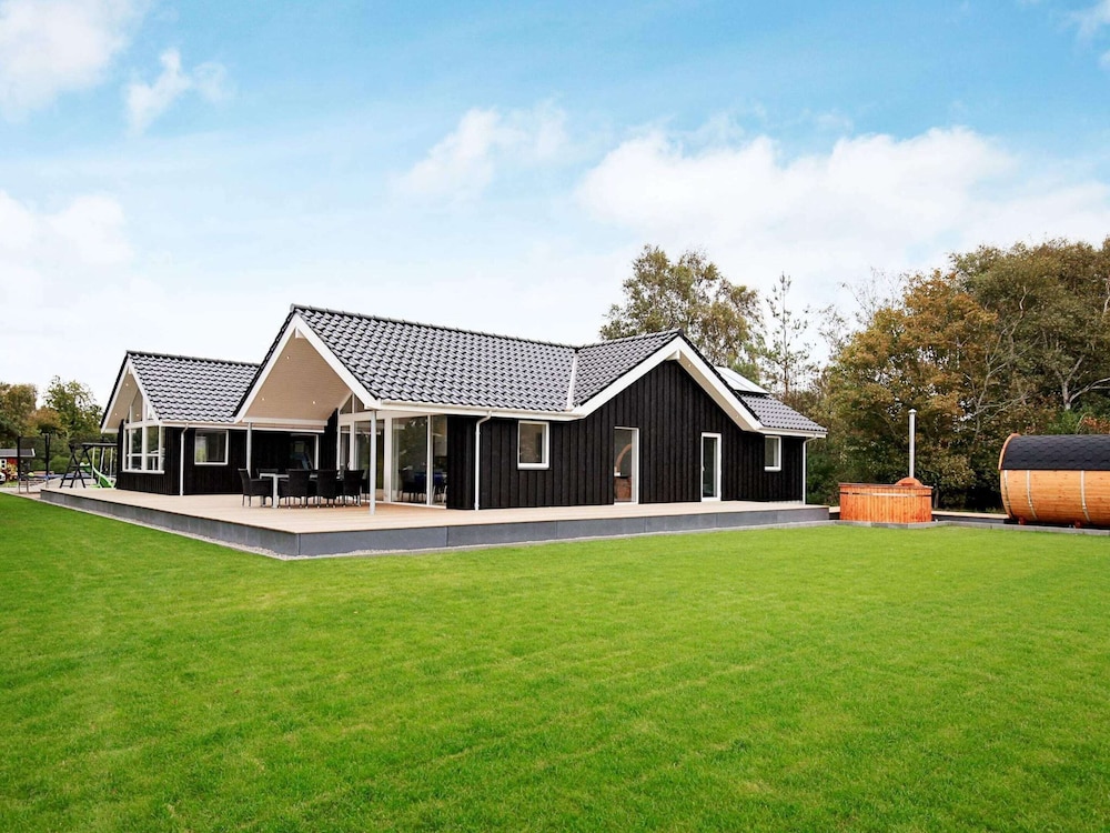 House photo 1