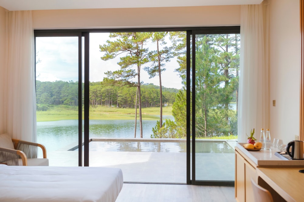Double Room, Lake View