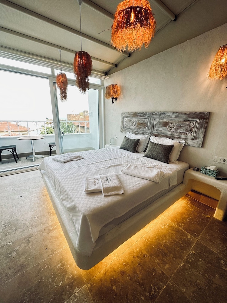 Romantic Room, Sea View photo 3