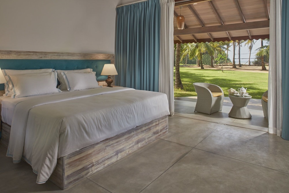 Premium Villa with Garden View photo 2