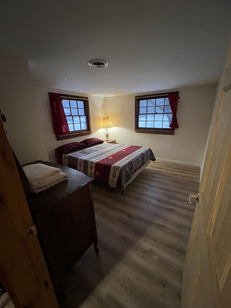 Cabin, 3 Bedrooms, Non Smoking, Mountain View photo 2