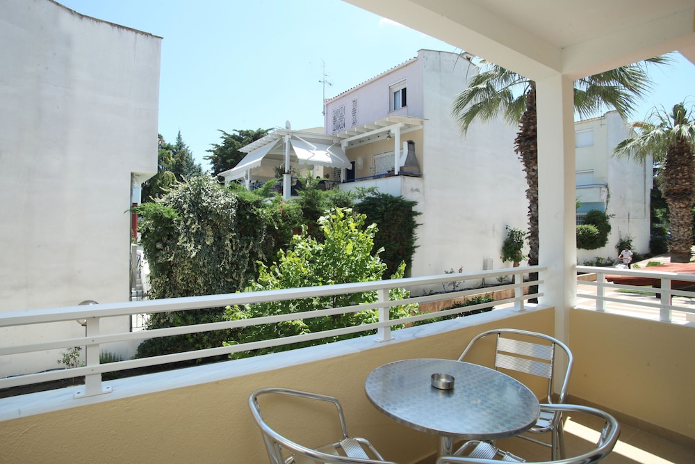 Apartment, Garden View photo 3