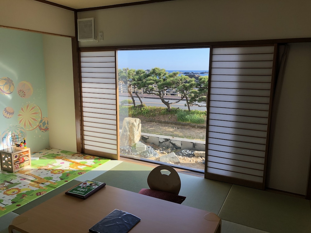 Japanese Style Room for 4 Guests, 1F photo 3