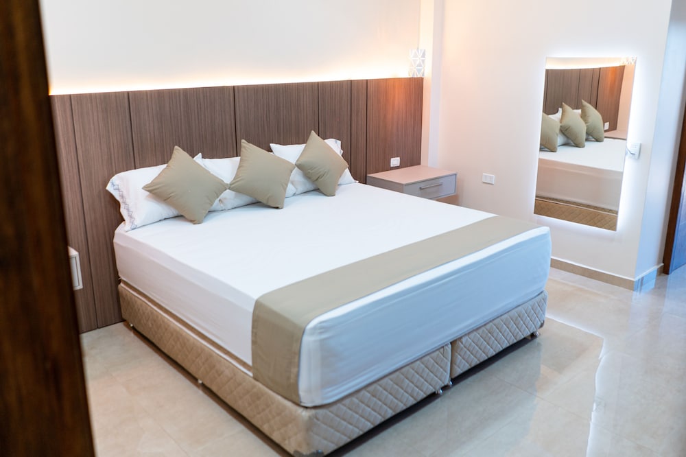 Executive Studio Suite, 1 Queen Bed
