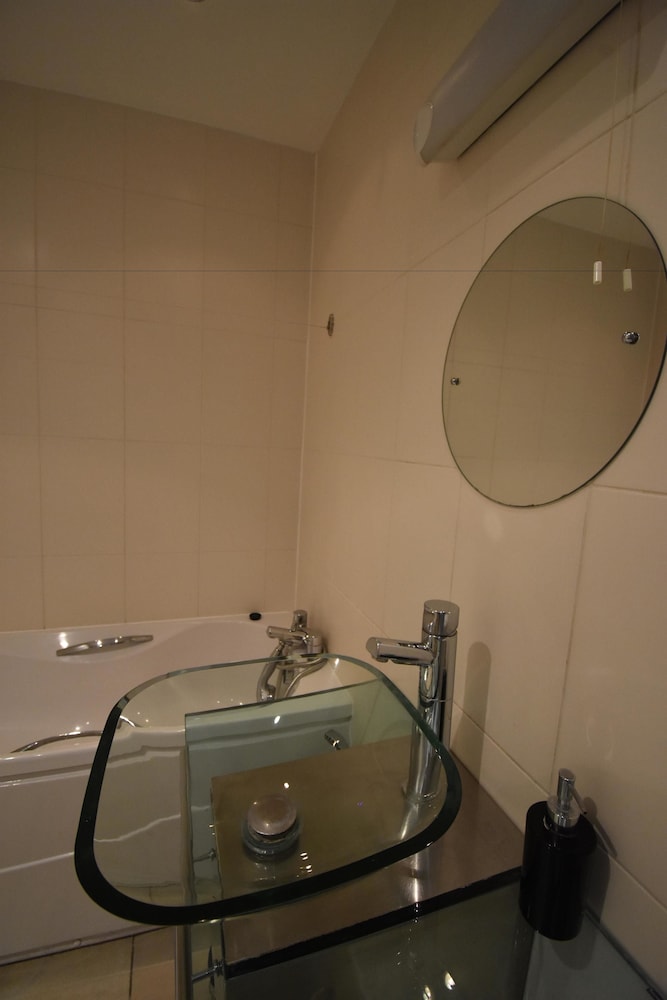 Panoramic Penthouse, 3 Bedrooms, Courtyard Area photo 2