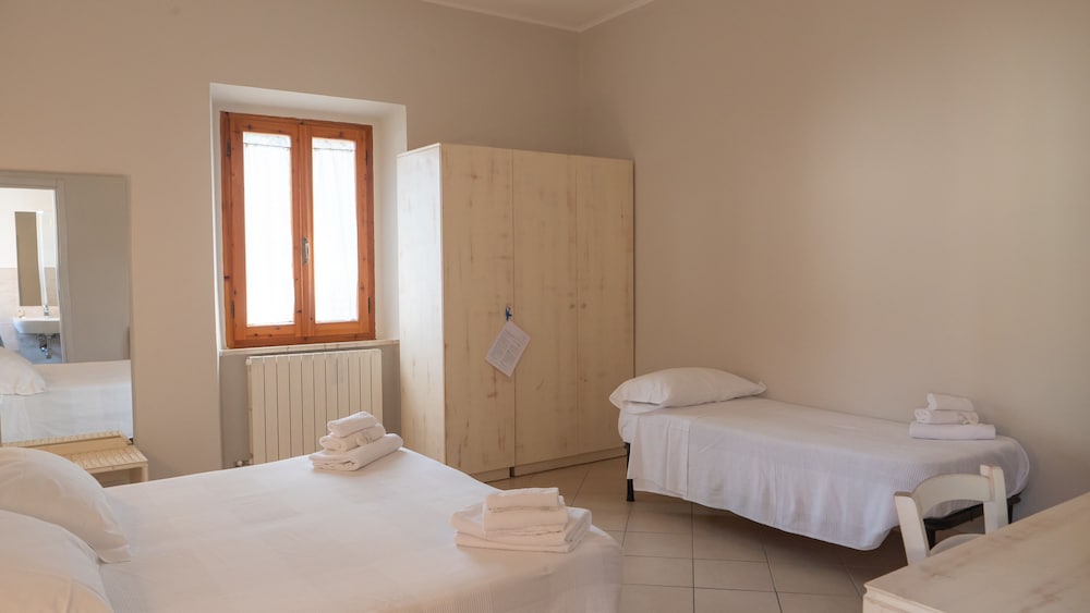 Superior Triple Room, Private Bathroom photo 1