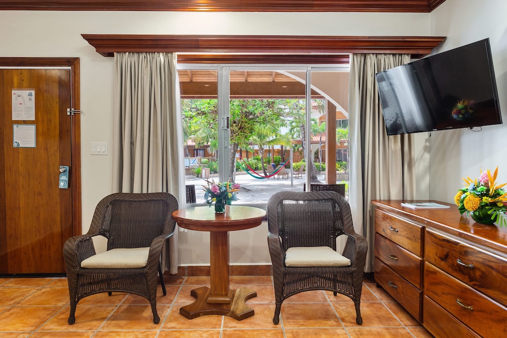 Deluxe Room, 2 Double Beds - Photo 4