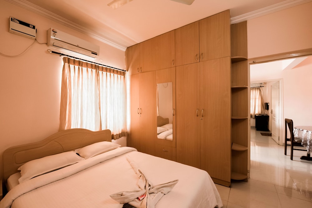 Deluxe Single Room, Private Bathroom, City View