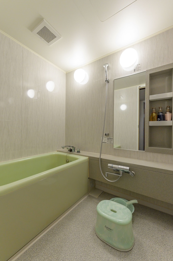 Western Style Large Twin Room - Photo 5