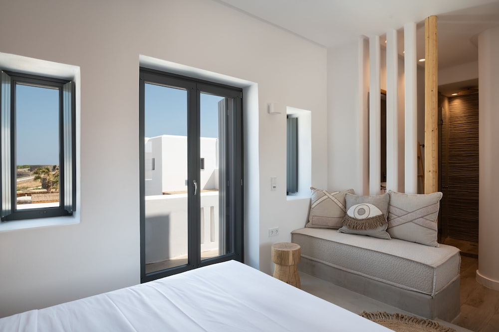 Junior Suite with plunge pool - Photo 35