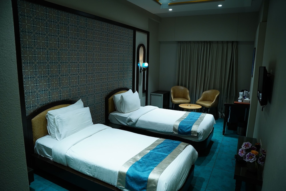 Triple Deluxe Room - Photo 5