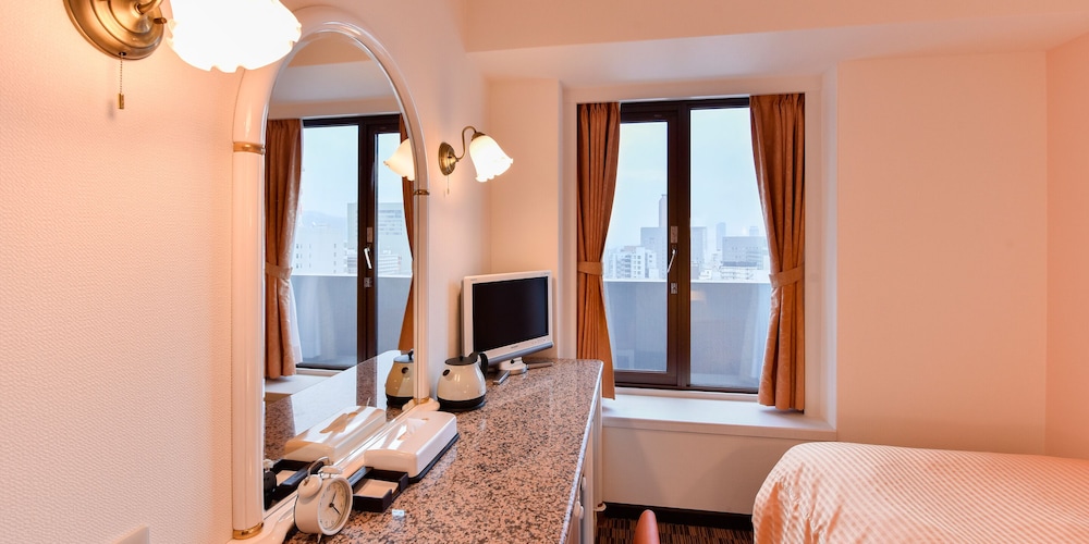 Single Room, Non Smoking - Breakfast + Dinner(Curry) Included photo 2