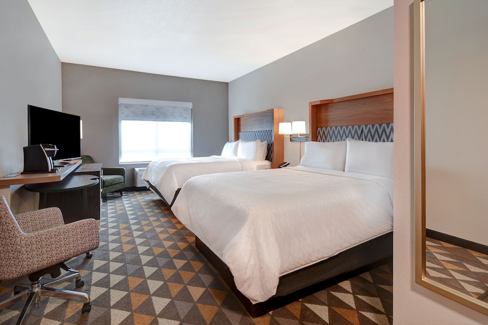 Premium Room, 2 Queen Beds, Accessible (Mobility, Accessible Tub) - Photo 6