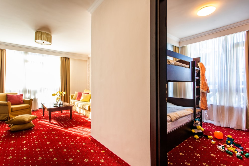Family Suite, 2 Bedrooms photo 2