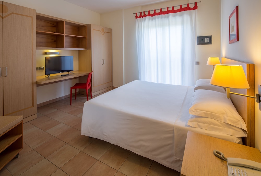 Standard Apartment, 2 Bedrooms photo 2