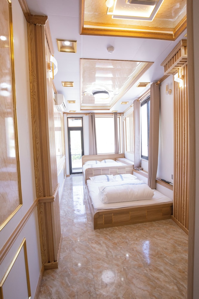 Luxury Double Room, Balcony, Mountain View