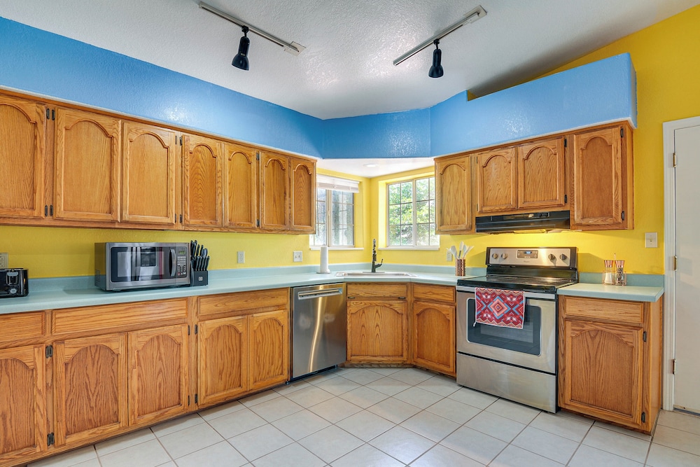 House (3 Bedrooms) photo 2