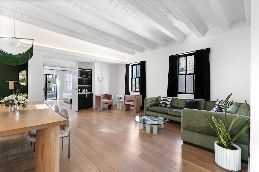 2 Bedroom Loft Suite, Penthouse, 1 King, 1 Queen, Terrace - Photo 9