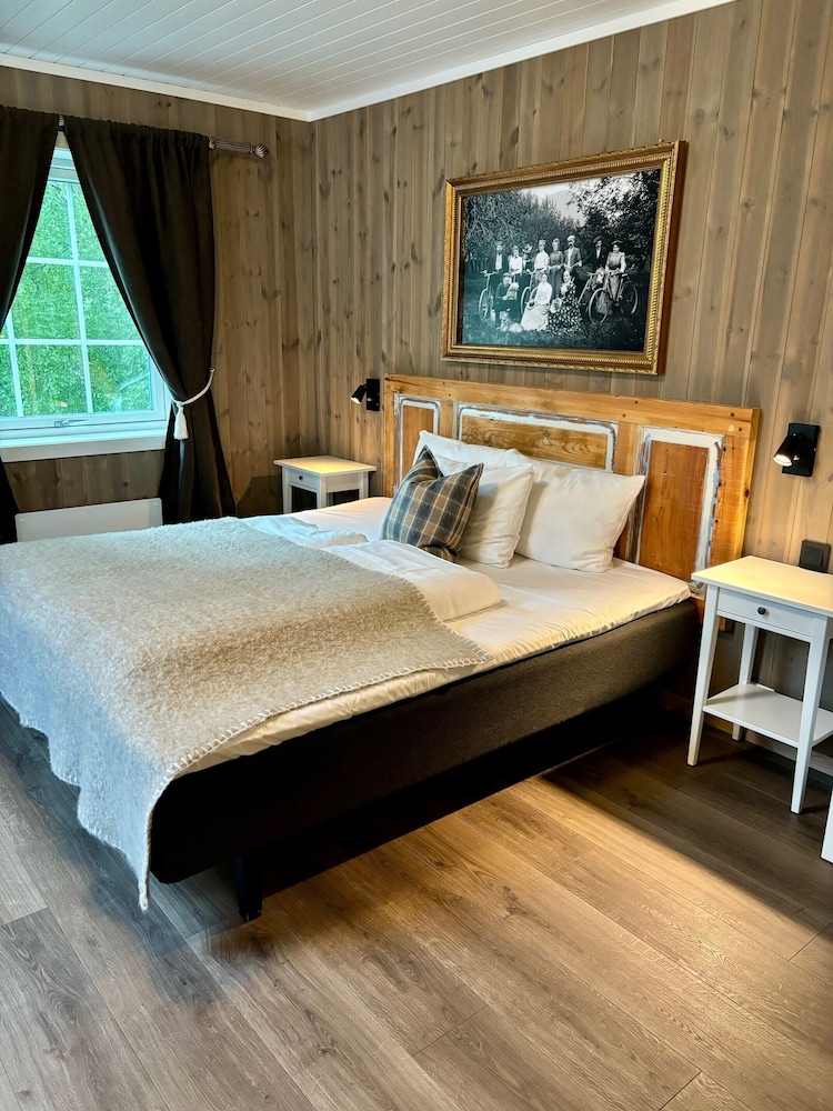 Deluxe Quadruple Room, Mountain View