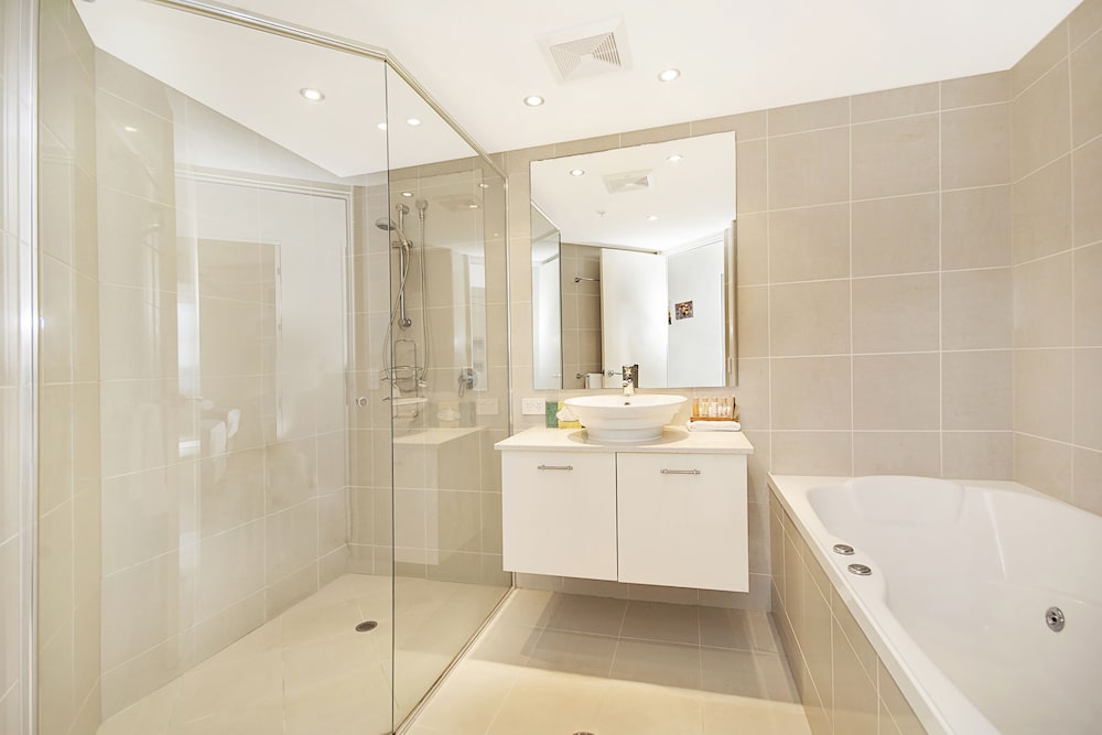 3 Bedroom Deluxe Spa Apartment with Ocean View, photo 6