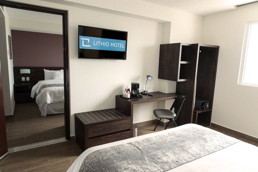 Room, 2 Bedrooms (Master)