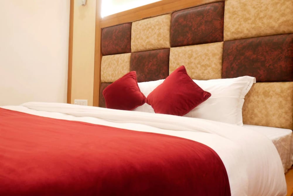 Deluxe Double Room - Photo 10