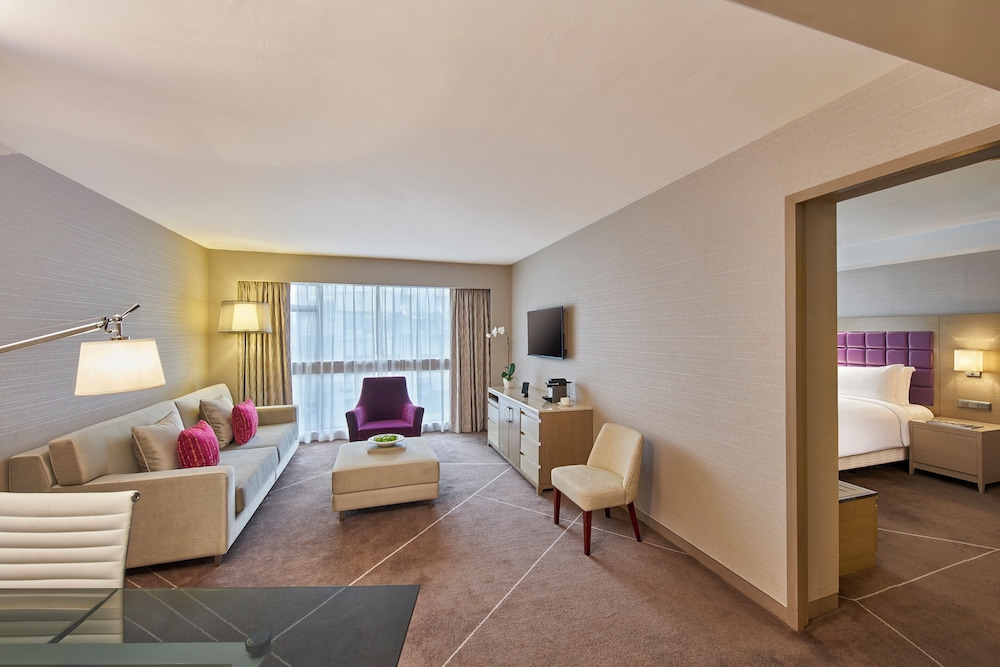 Suite, 1 Bedroom (High Floor)