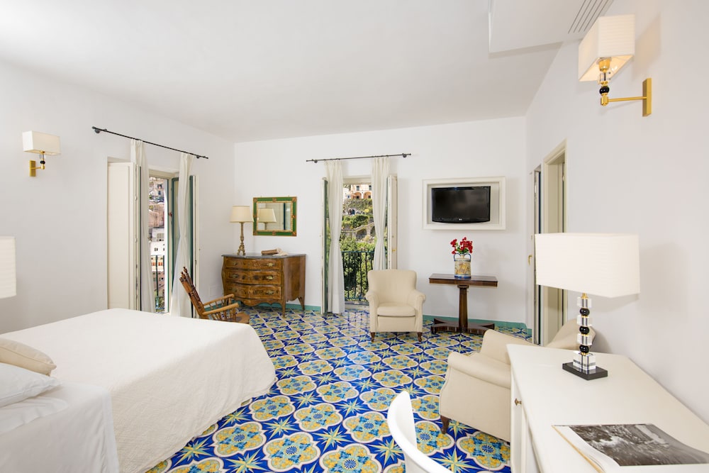 Junior Suite, Balcony, Sea View - Photo 1