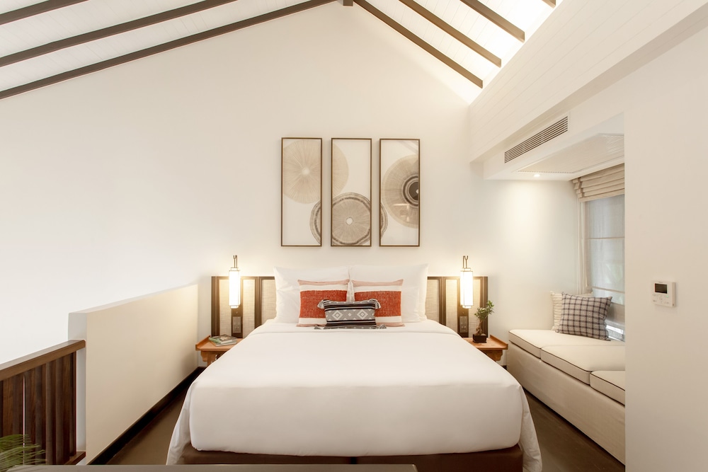1 Bedroom Pool Residence - Photo 1