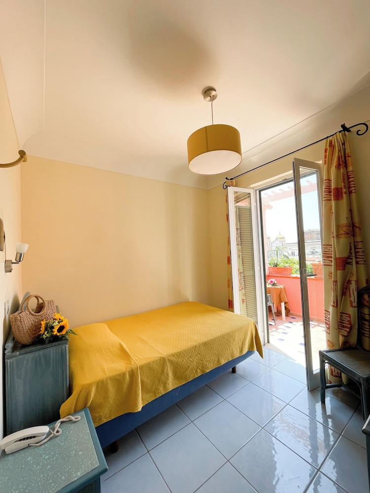 Standard Single Room photo 1