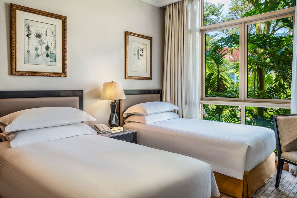 Premier Room, 2 Bedrooms, Garden View photo 2