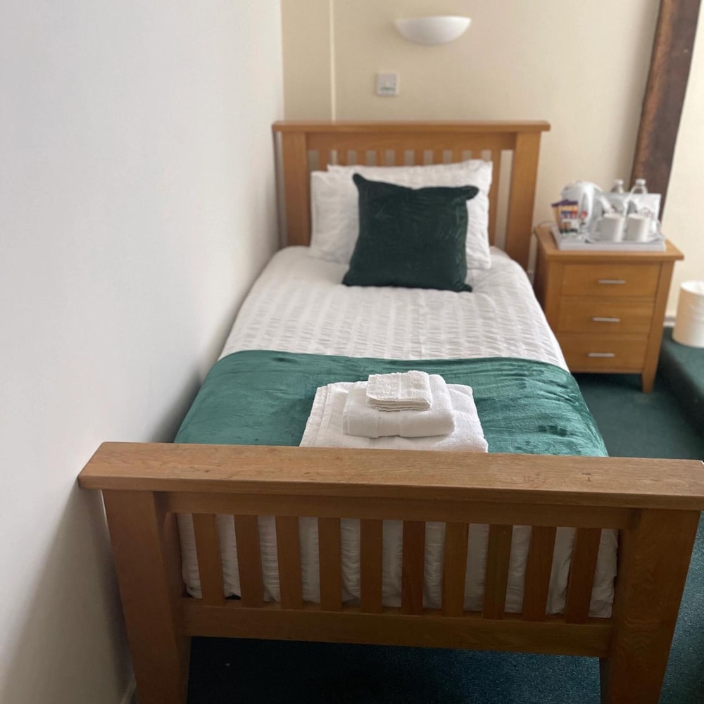 Classic Single Room, Ensuite photo 2