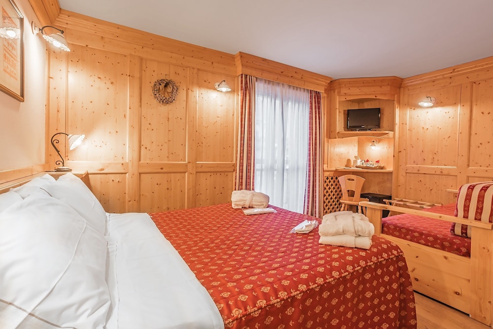 Premium Double Room photo 2