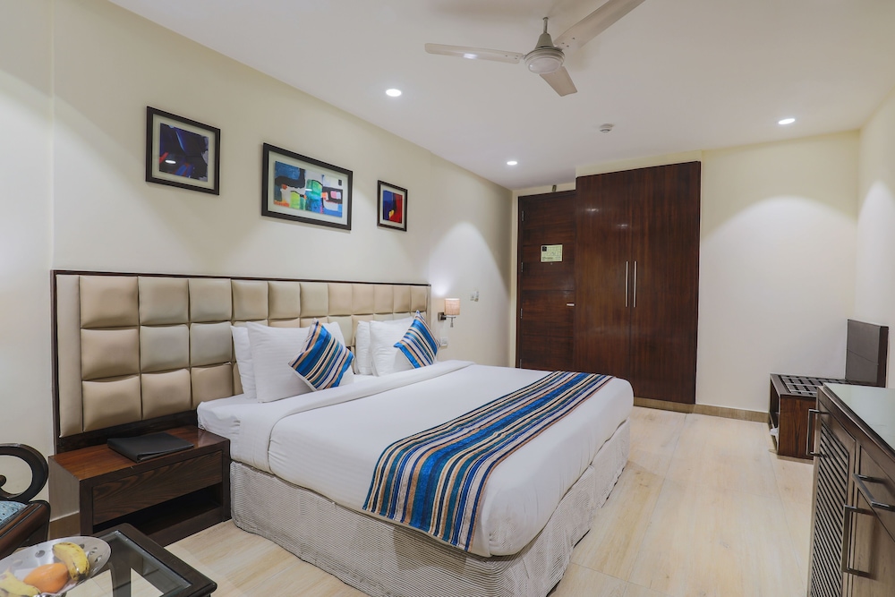 Executive Room - Photo 2
