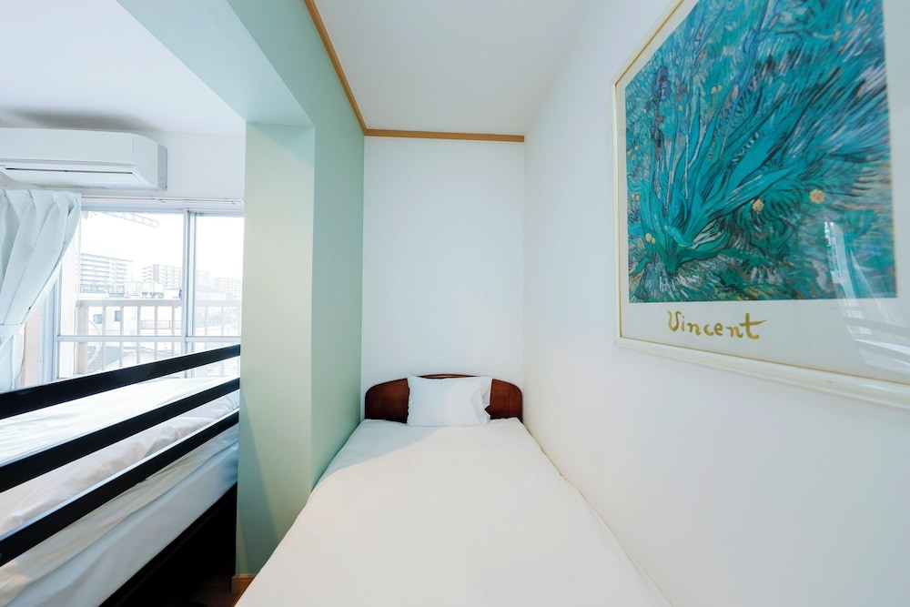 402, 6-person Accomodation, Non Smoking photo 2