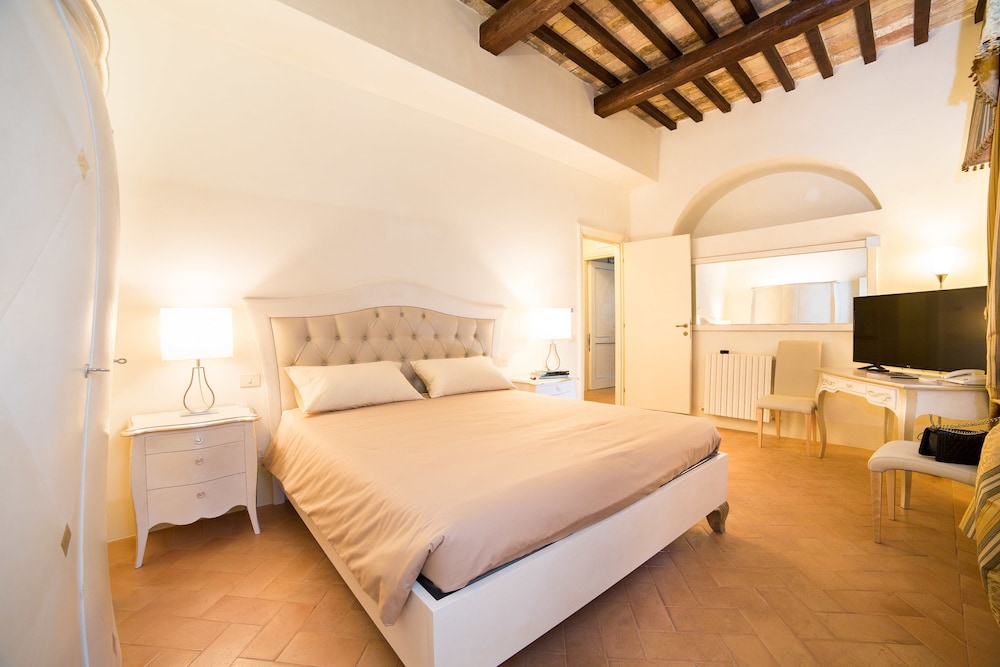 Classic Suite, 2 Bedrooms, Private Bathroom photo 1