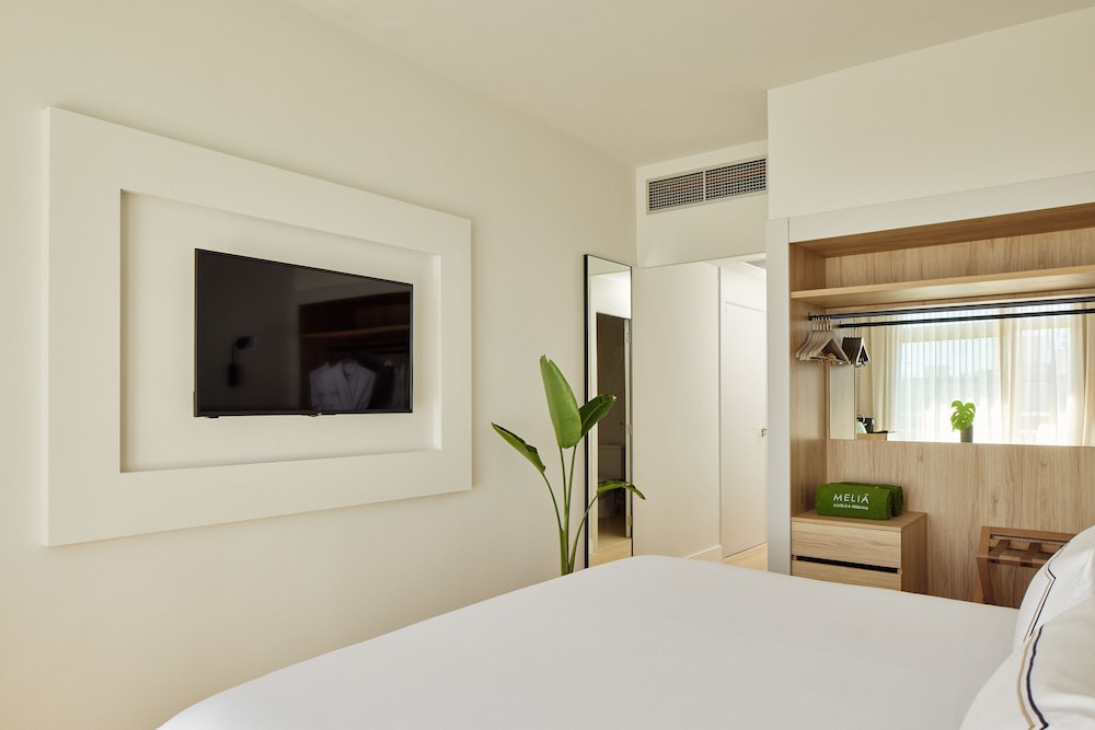 Deluxe Room, Garden View (2+1) - Photo 1