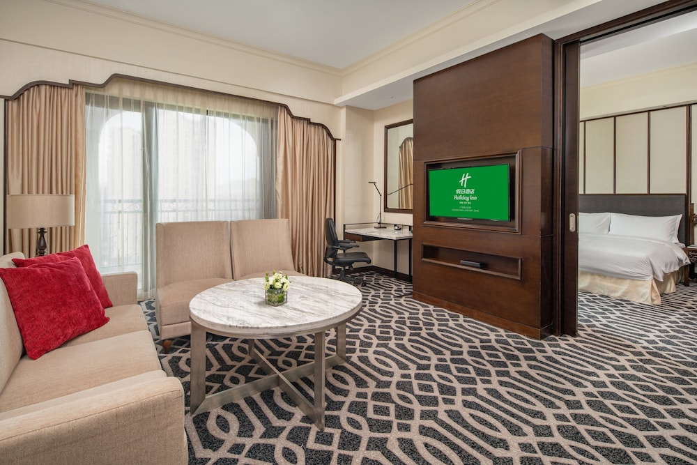 Suite, 1 Bedroom photo 1