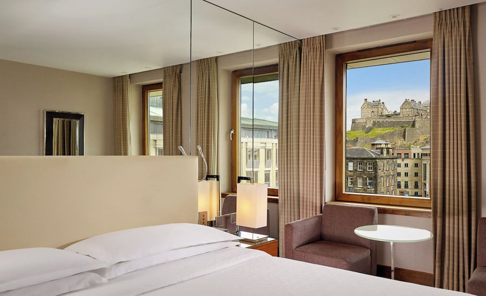Deluxe Room, 1 King Bed (View)