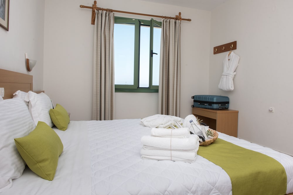 Classic Room, 1 Bedroom, Non Smoking, Garden View photo 2