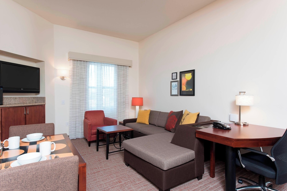 Suite, 1 Bedroom - Photo 4