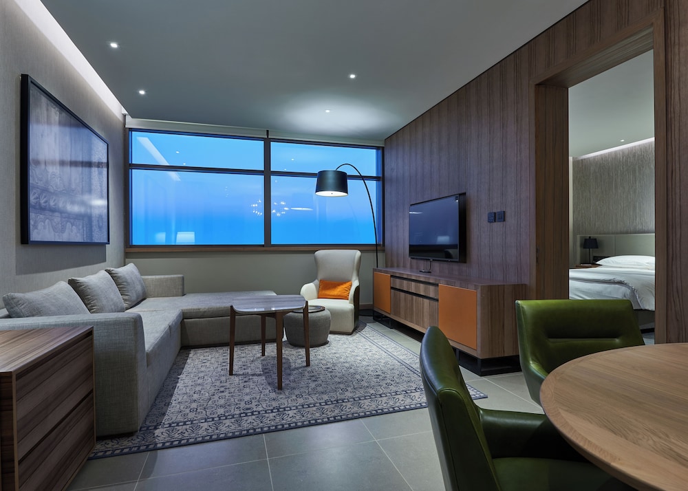 One Bedroom Suite