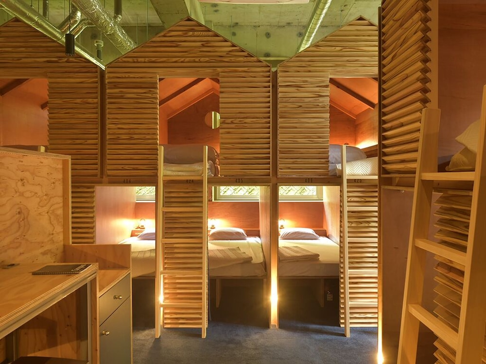 Male Dormitory Base photo 1