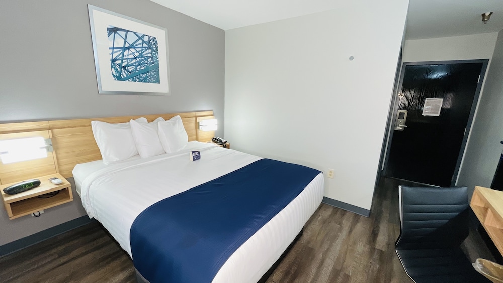 Room, 1 Queen Bed, Non Smoking - Photo 1